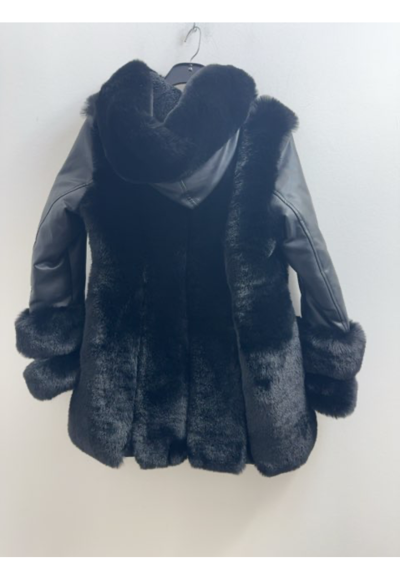 Faux fur jakke (O627)
